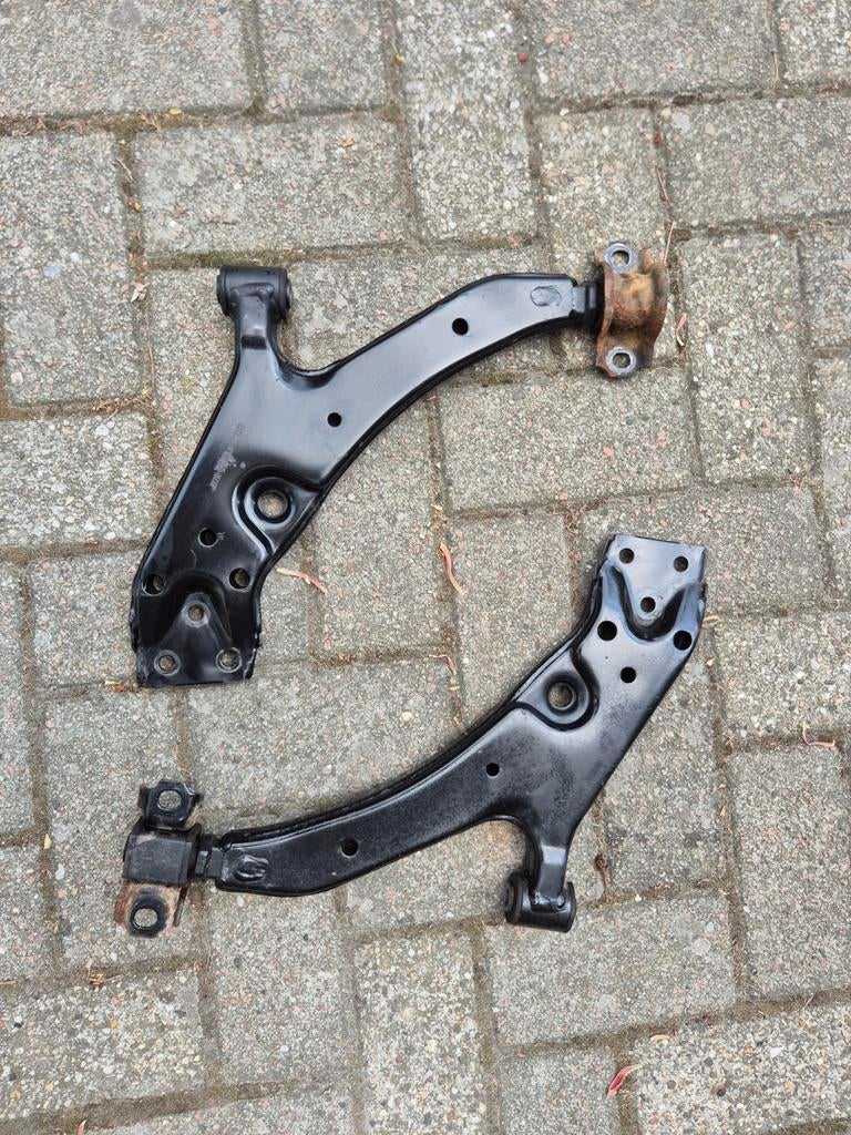 Toyota starlet P7/P8/P9 draagarmen nieuw, Auto-onderdelen, Ophalen of Verzenden, Nieuw, Toyota