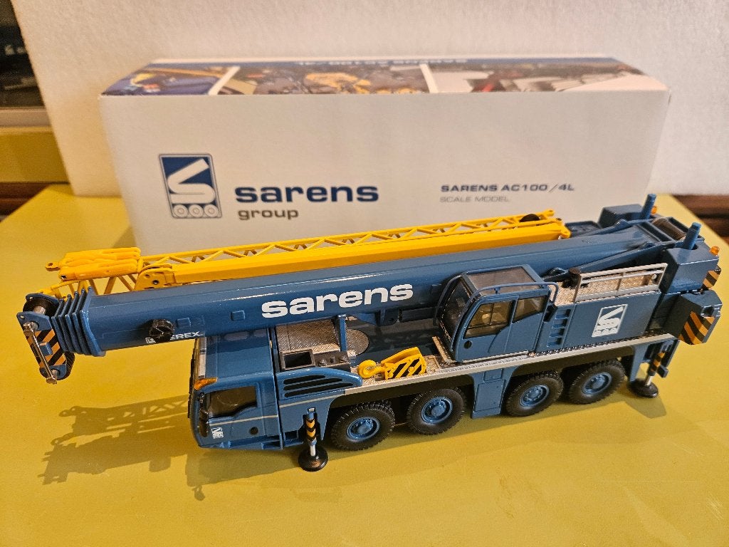 DEMAG AC 100/4L SARENS, Hobby en Vrije tijd, Modelauto's | 1:50, Ophalen of Verzenden, Zo goed als nieuw, Hijskraan, Tractor of Landbouw