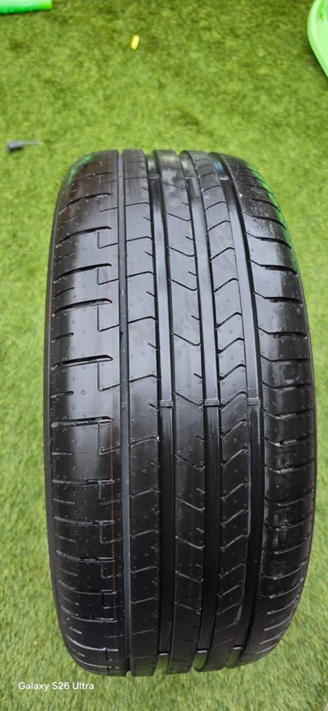 Te koop nieuwe  4 zomer banden pirelli 245/40 20 inch, 245 mm, Nieuw, Ophalen of Verzenden, Band(en)