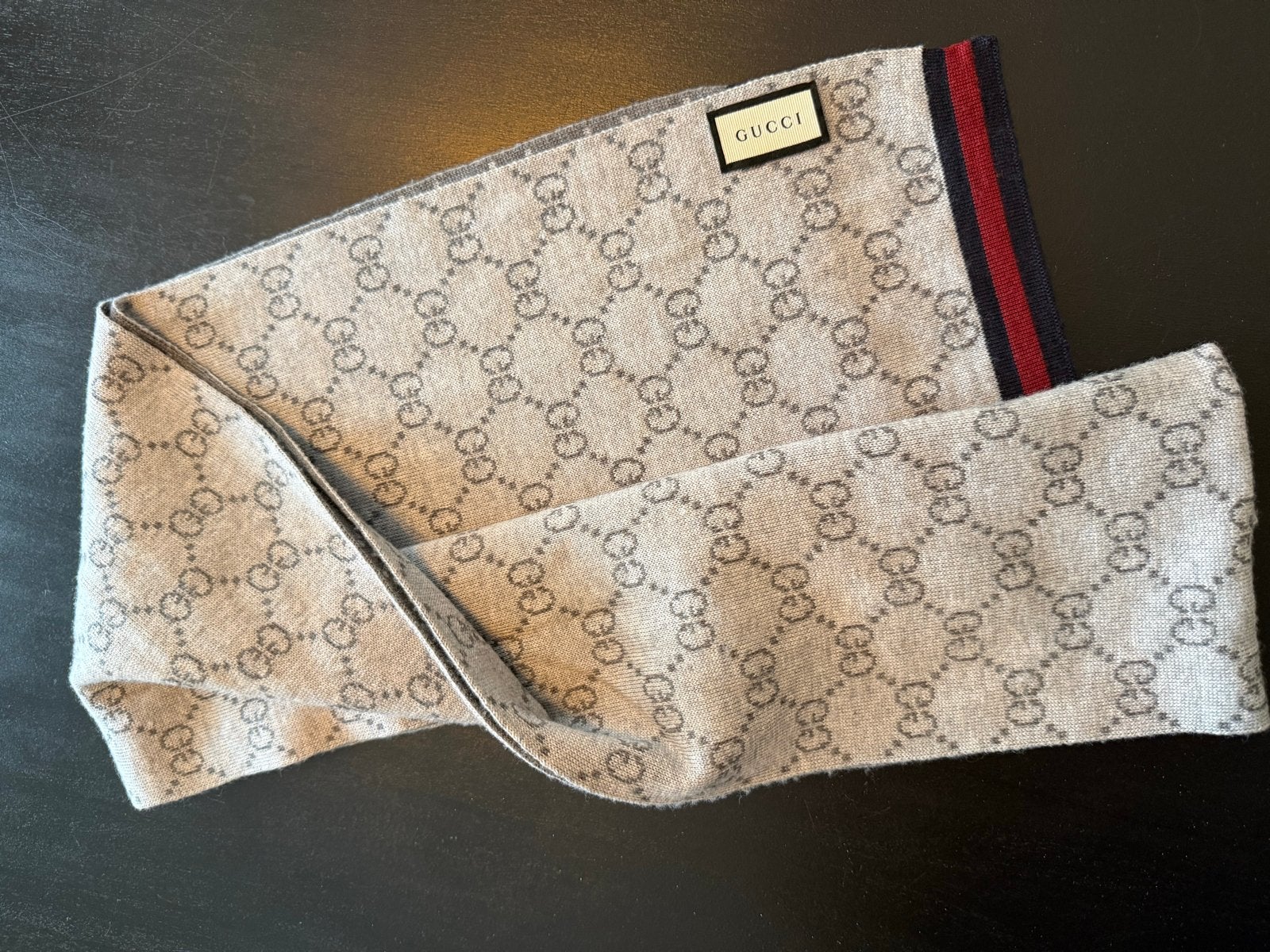 Gucci GG patroon sjaal met streepdetails, Ophalen of Verzenden, Nieuw, Overige maten, Sjaal