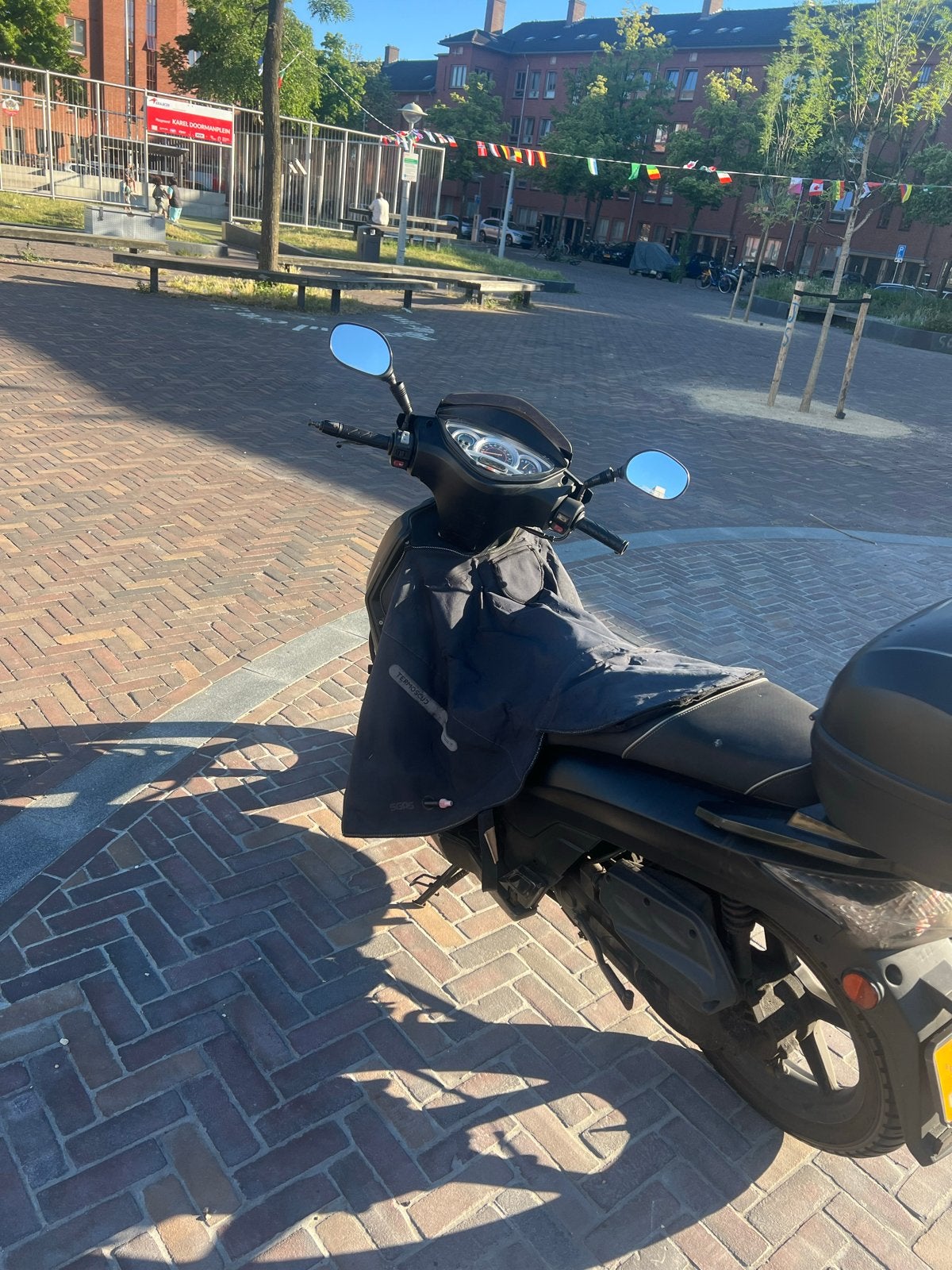 Kymco people s 50cc Scooter - Zwart, Goede Staat, Ophalen of Verzenden, Gebruikt, Maximaal 45 km/u, Benzine