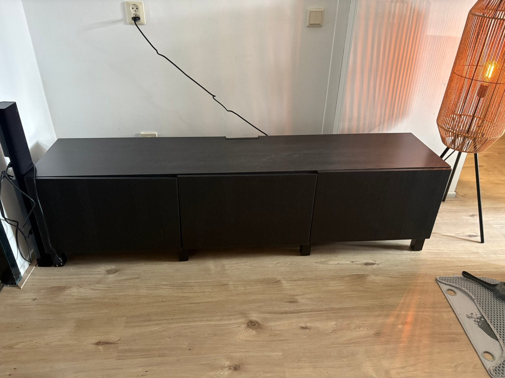 Brimnes TV meubel GRATIS, Ophalen, Zo goed als nieuw, 25 tot 50 cm, Minder dan 100 cm