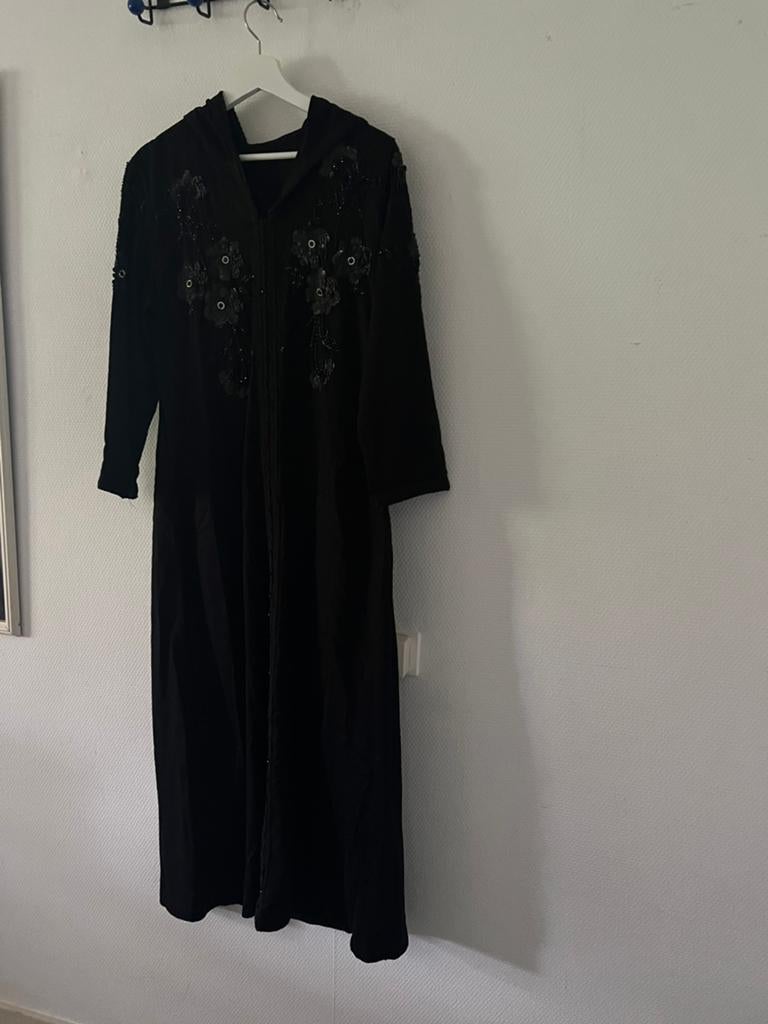 Jalabah S/M, Kleding | Dames, Ophalen, Zo goed als nieuw, Boven de knie