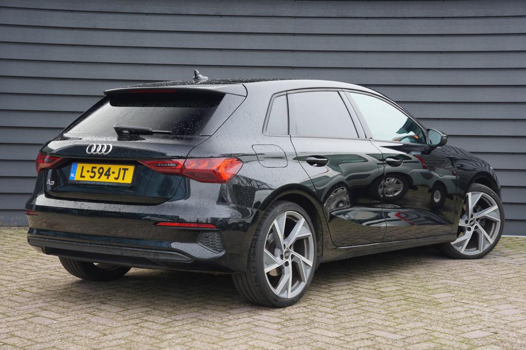 Audi A3 Sportback 35 TFSI S edition - MATRIX - BTW AUTO - AD, 4 cilinders, 150 pk, Leder en Stof, Zwart