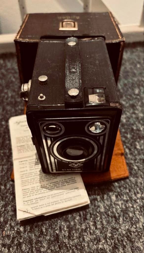 Vintage Agfa Synchro Box camera met tas en handleiding, Audio, Tv en Foto, Fotocamera's Analoog, Ophalen, Gebruikt, Compact, Overige Merken