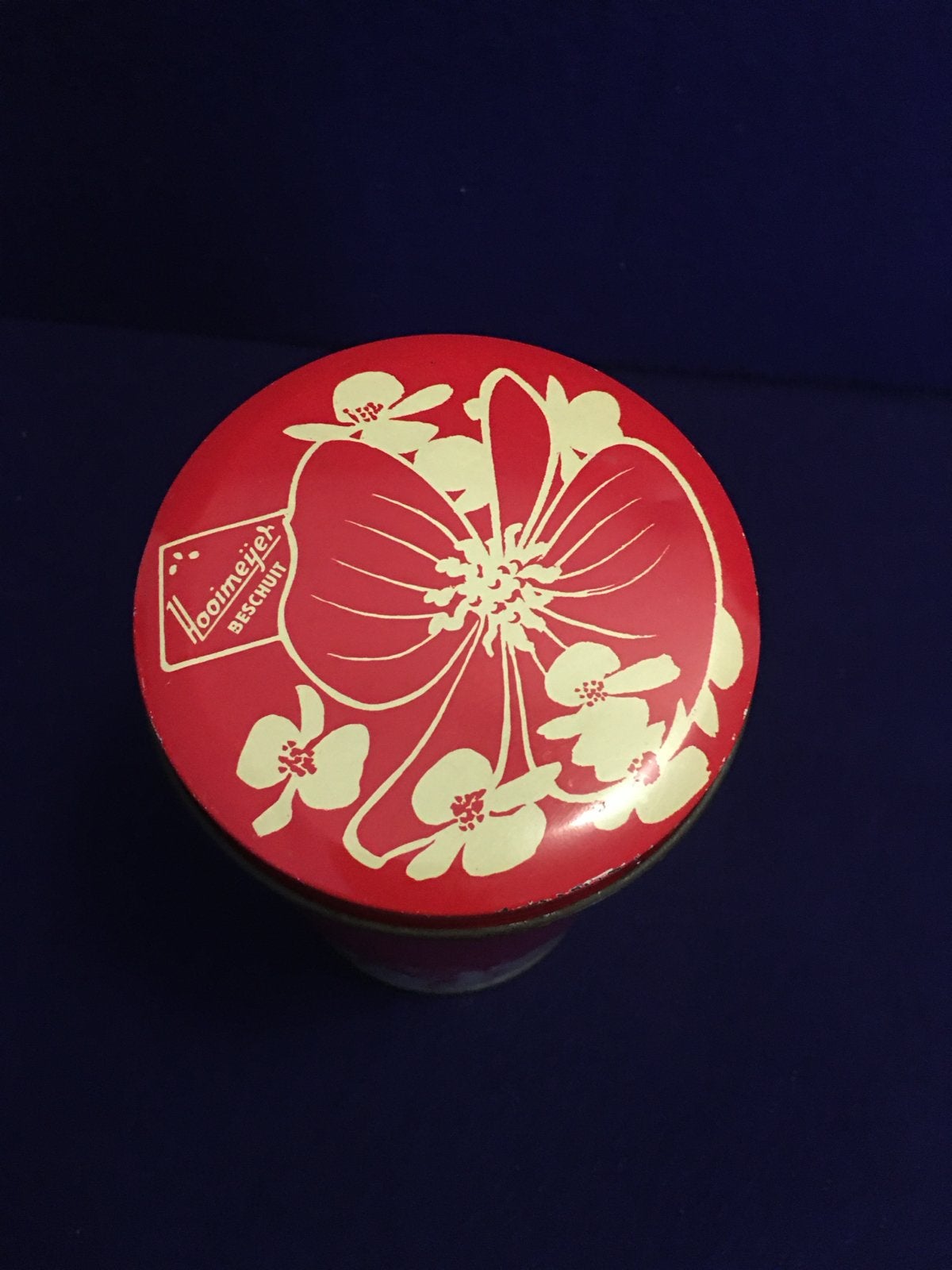 Vintage Hooimeijer Beschuitblik - Rood met Bloemmotief Jaren, Verzamelen, Blikken, Ophalen of Verzenden, Gebruikt, Beschuit, Overige merken