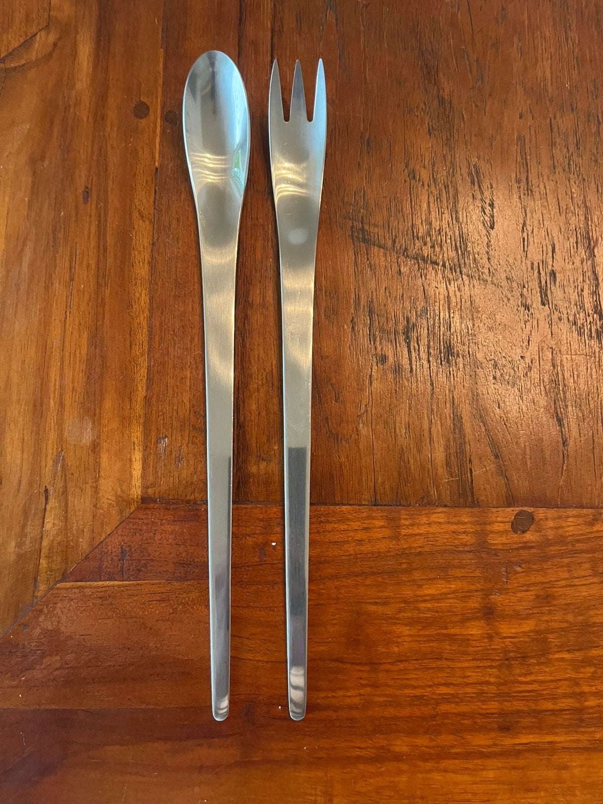 Mooi Arne Jacobsen saladebestek voor Georg Jensen, Zilver, Ophalen of Verzenden, Metaal, Overige merken