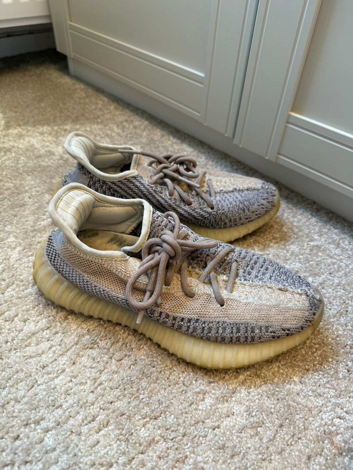 Yeezy adidas schoenen maat 37 1/3, Ophalen of Verzenden, Zo goed als nieuw, Sneakers of Gympen