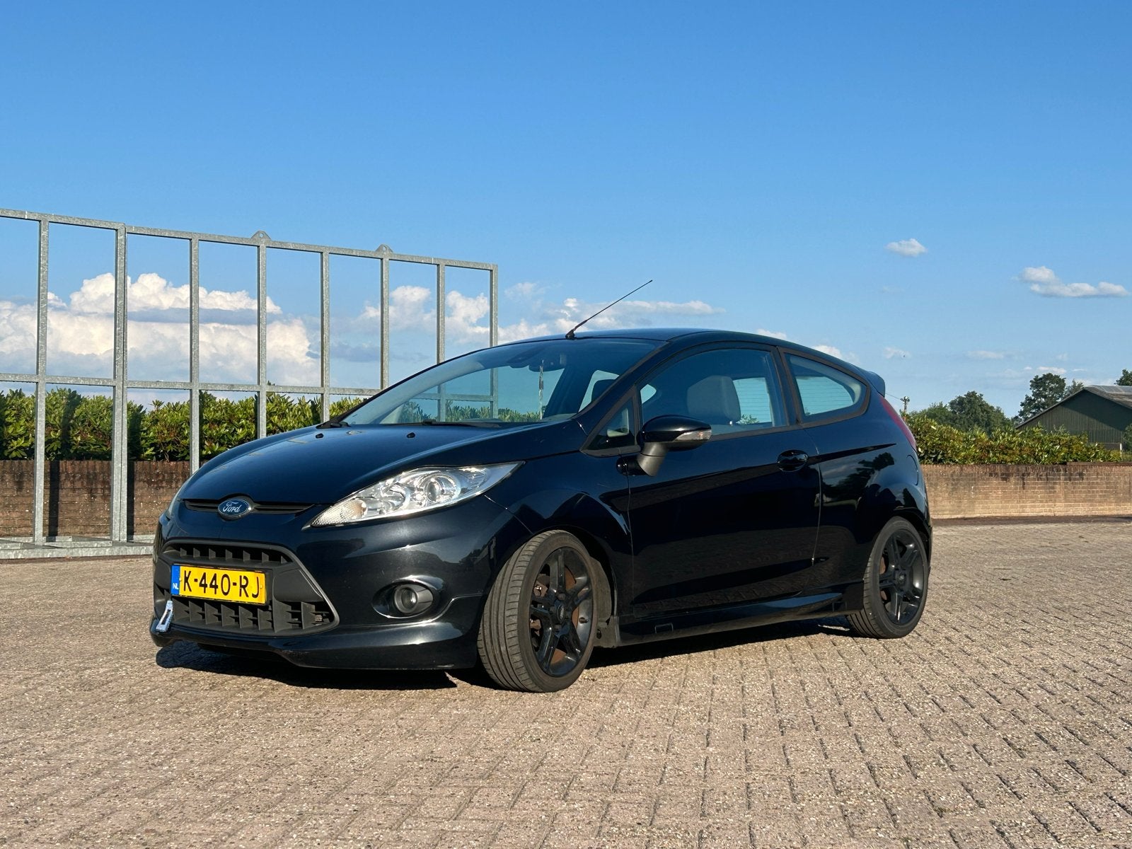 Ford Fiësta 1.6 3DR 2010 Zwart, Stof, 31 €/maand, Zwart, Handgeschakeld