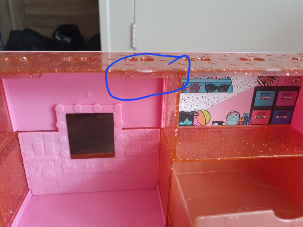 LOL pop up store, Ophalen, Poppenhuis