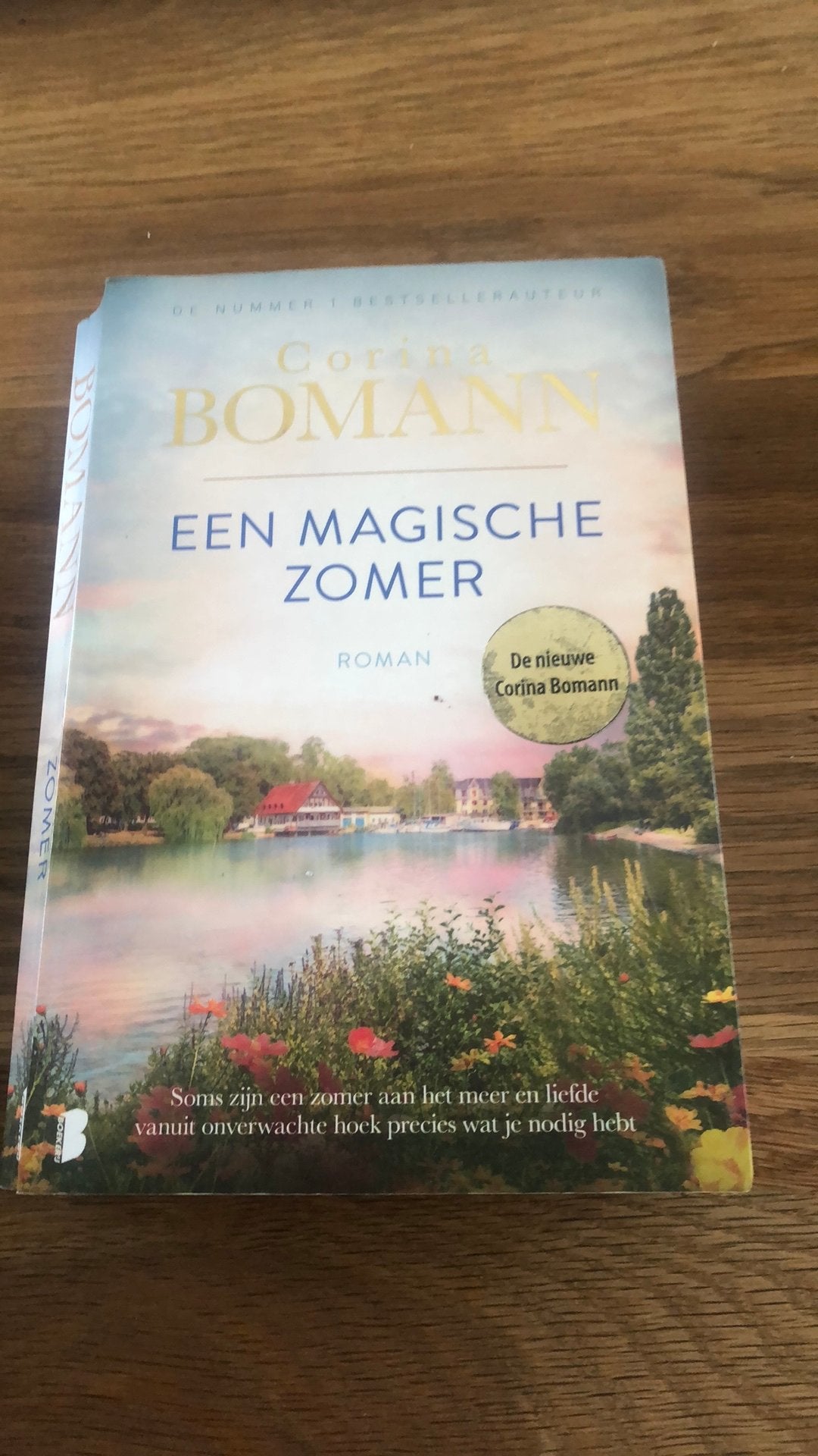 Een magische zomer Corina Bomann, Boeken, Ophalen of Verzenden, Zo goed als nieuw