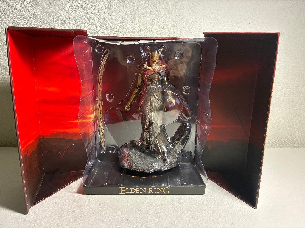 Elden Ring Collector's Edition PS5, Ophalen of Verzenden, Zo goed als nieuw, Avontuur en Actie