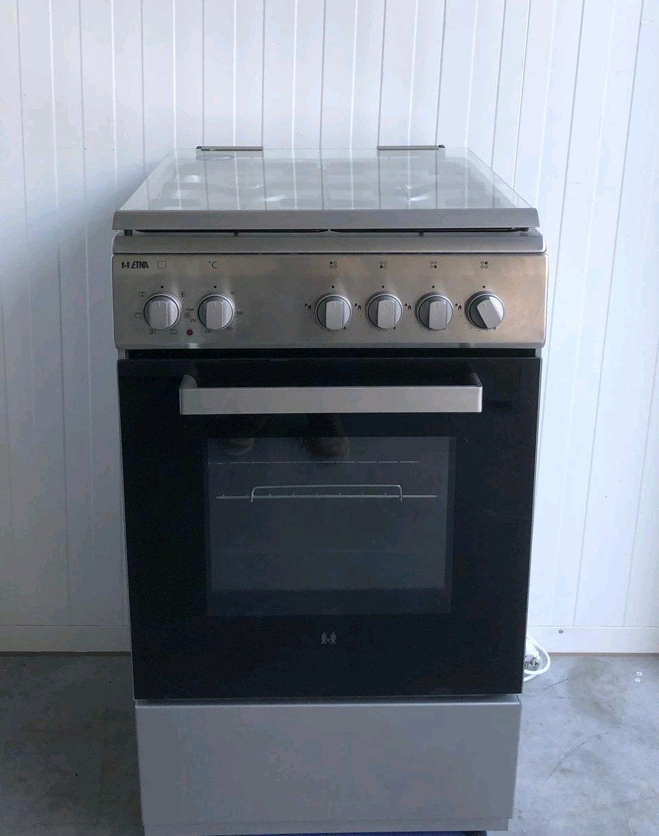 Etna rvs gasfornuis 50 cm breed nette staat, Witgoed en Apparatuur, Fornuizen, Ophalen, 4 kookzones, Zo goed als nieuw, Energieklasse A of zuiniger
