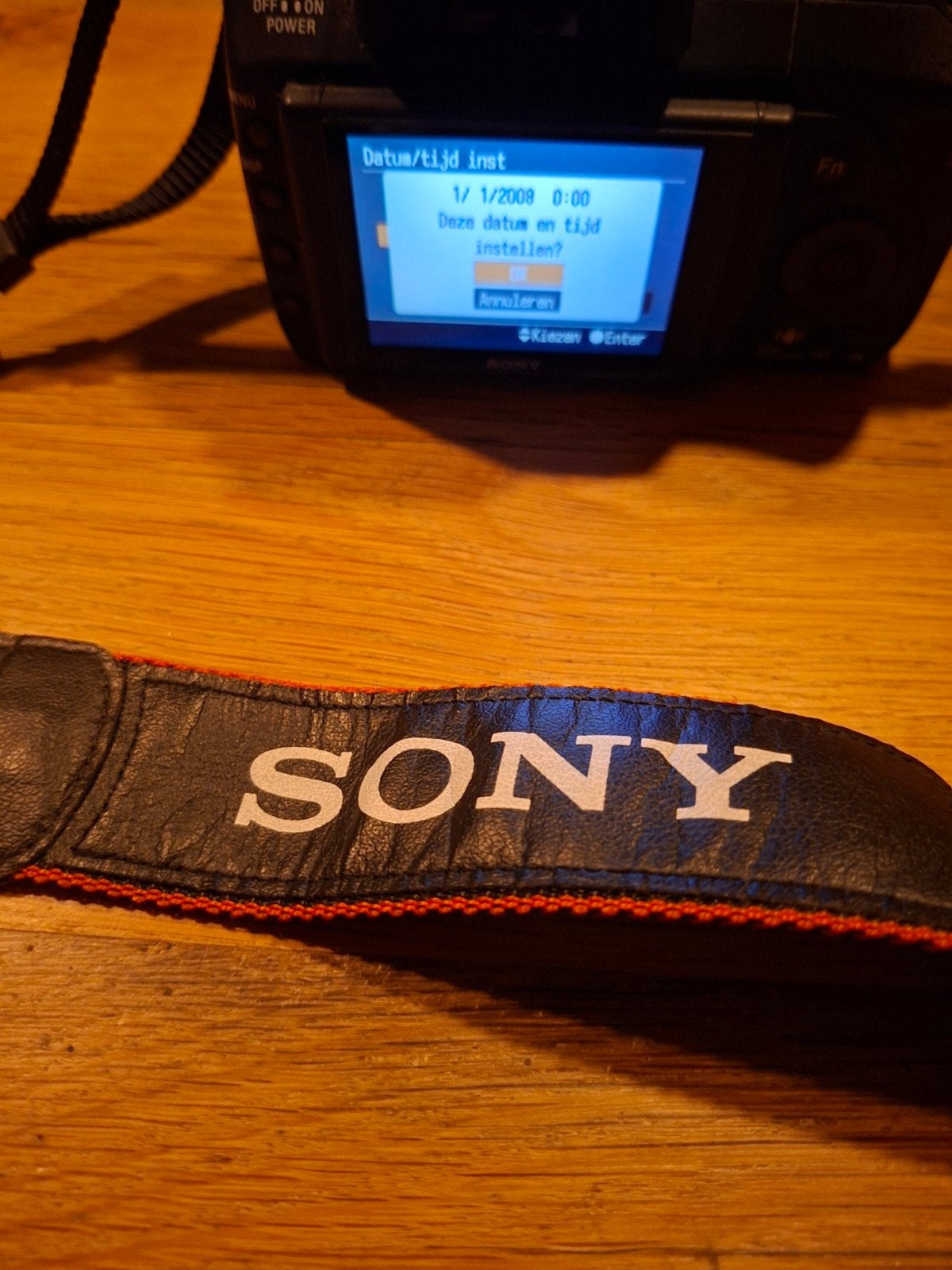 Foto 4 van volledige fotoset Sony Alfa 300