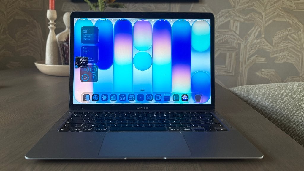MacBook Air M1 16GB RAM 256GB Space Gray - nette staat