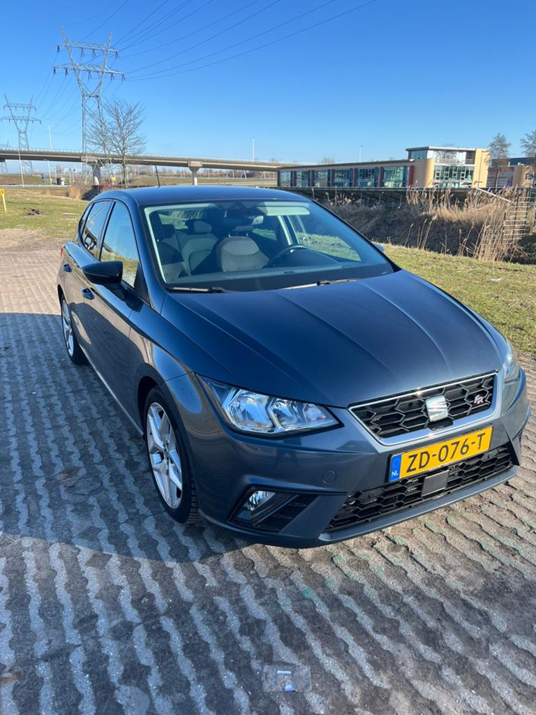 Seat Ibiza 1.5 TSI 150 pk 2019 Grijs, Auto's, Seat, Voorwielaandrijving, Stof, 1498 cc, Zwart