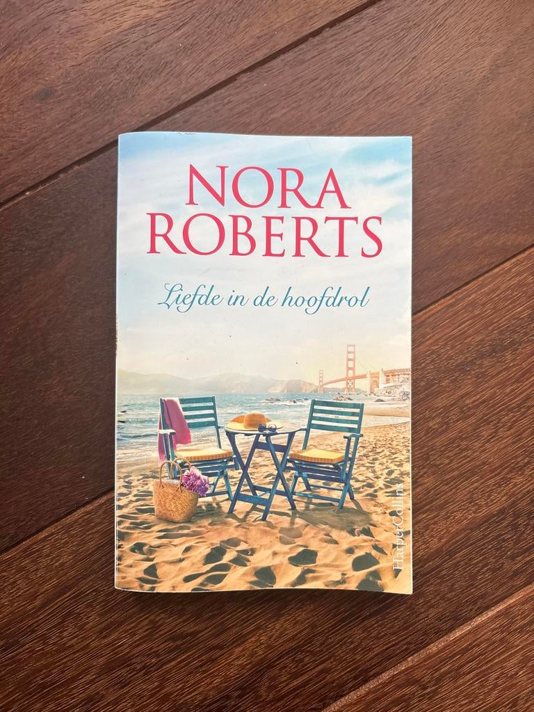 Nora Roberts - Liefde in de hoofdrol (HarperCollins), Boeken, Romans, Zo goed als nieuw, Nederland, Ophalen of Verzenden