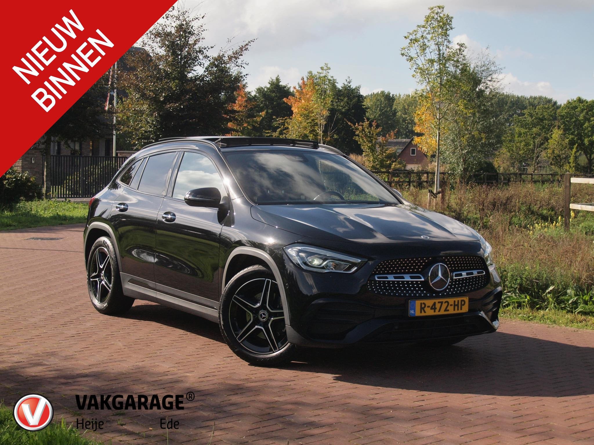 Mercedes-Benz GLA-klasse 180 AMG Line | Panoramadak | Camera, Dealer onderhouden, Gebruikt, 4 cilinders, Leder en Stof