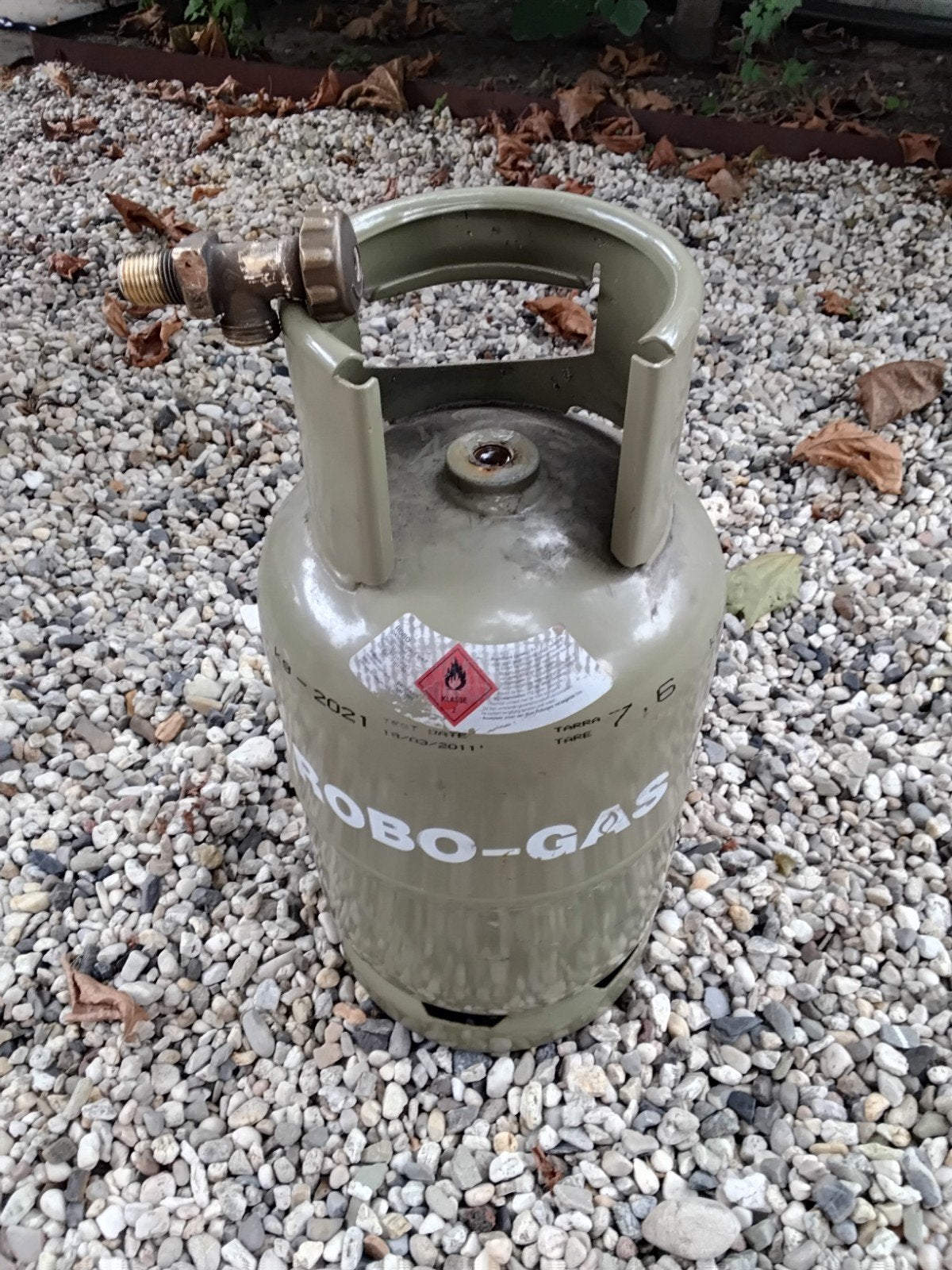 Lege gasfles, Ophalen