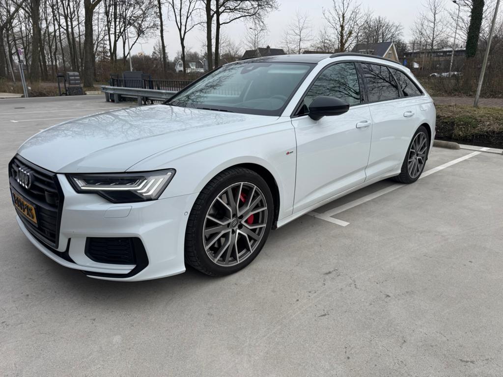 Audi A6 55 Tfsi e Quattro 367pk S Tronic 2020 Wit, Auto's, Audi, Wit, Plug-in hybride, Vierwielaandrijving, Hybride Elektrisch/Benzine
