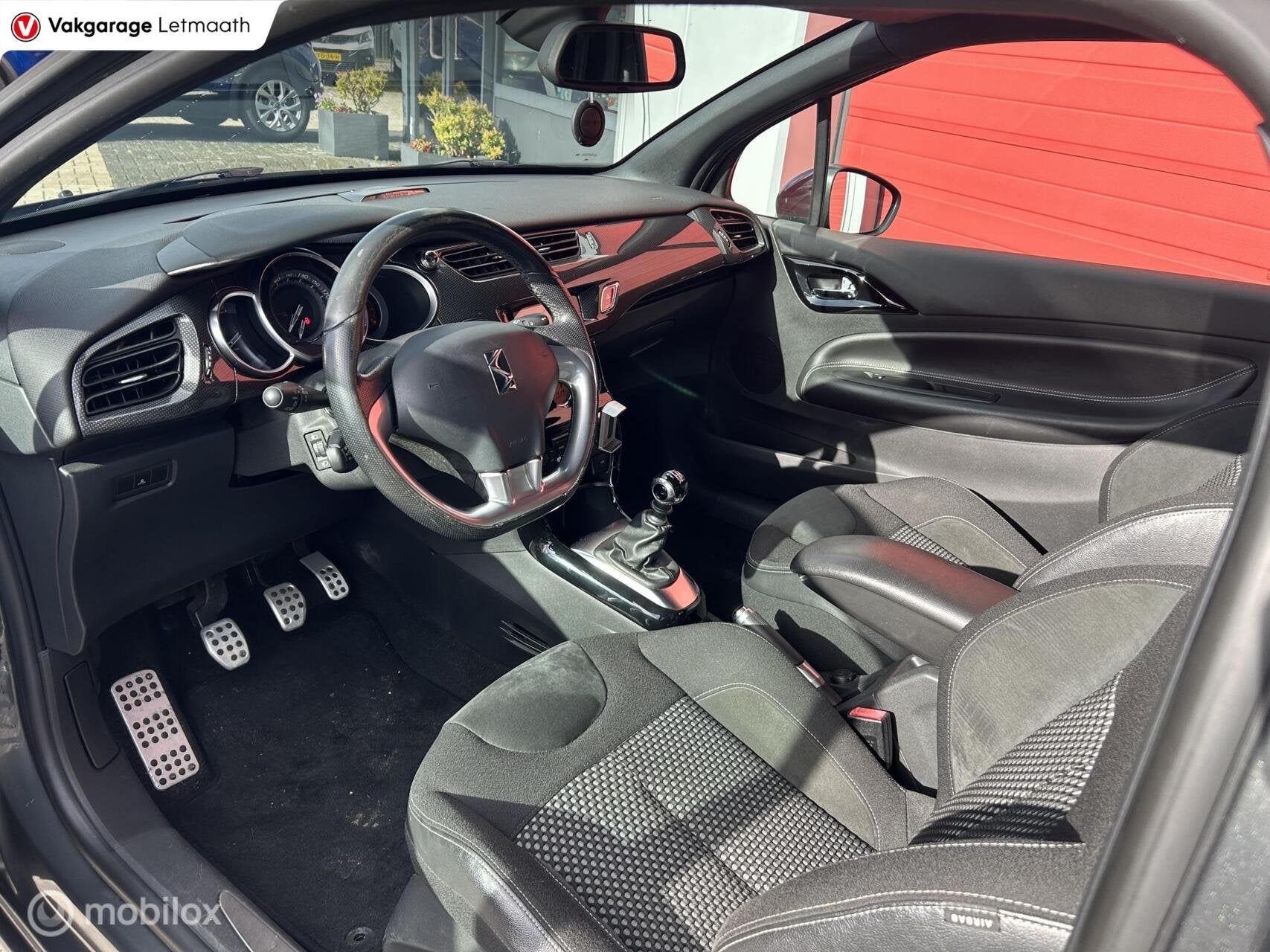 Citroen DS3 1.6 THP Sport Chic, Voorwielaandrijving, Euro 5, Gebruikt, 49 €/maand