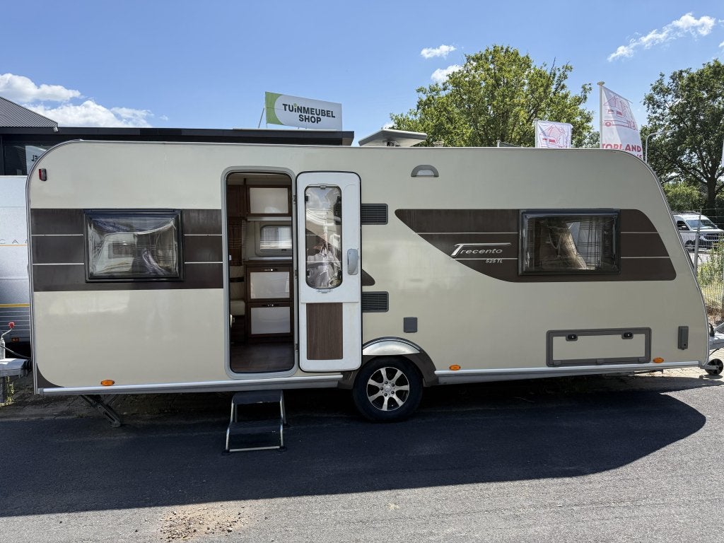 Bürstner Trecento 525 TL 2 BEDDEN RONDZIT IN TOPSTA, Caravans en Kamperen, Rondzit, Bedrijf, Bürstner, 5 tot 6 meter