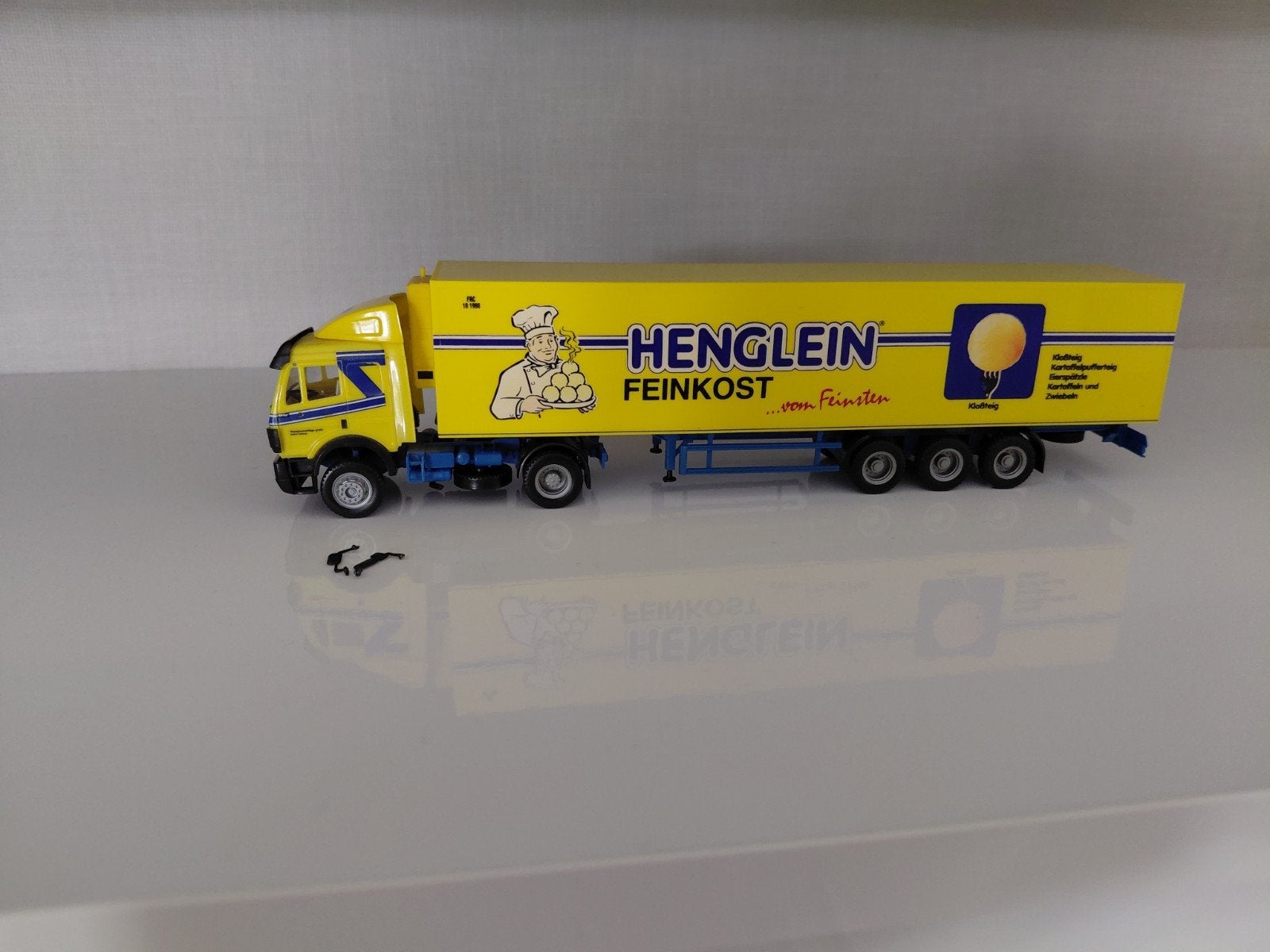 Henglein Feinkost Vrachtwagen Model 1:87 Herpa, Ophalen of Verzenden, Zo goed als nieuw, Overige merken