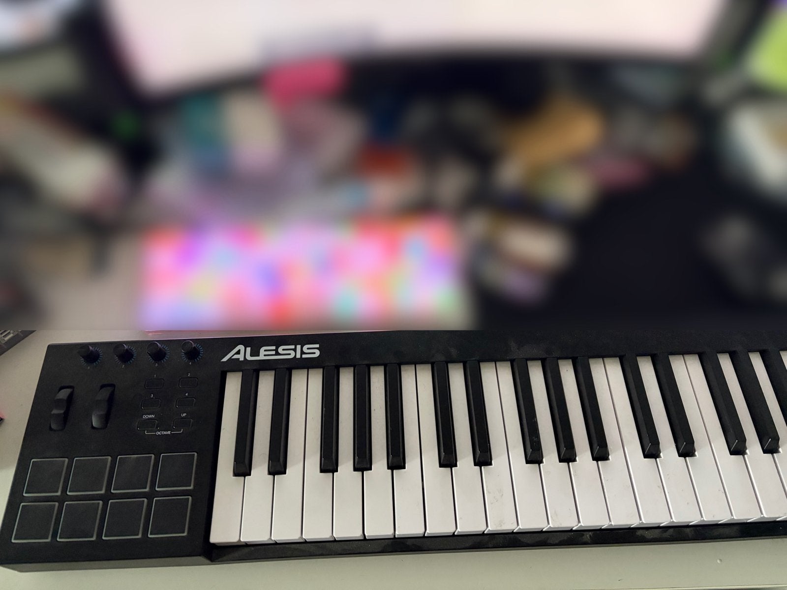 Alesis V49 MIDI Keyboard, Zo goed als nieuw, Met midi-aansluiting, Ophalen, 49 toetsen