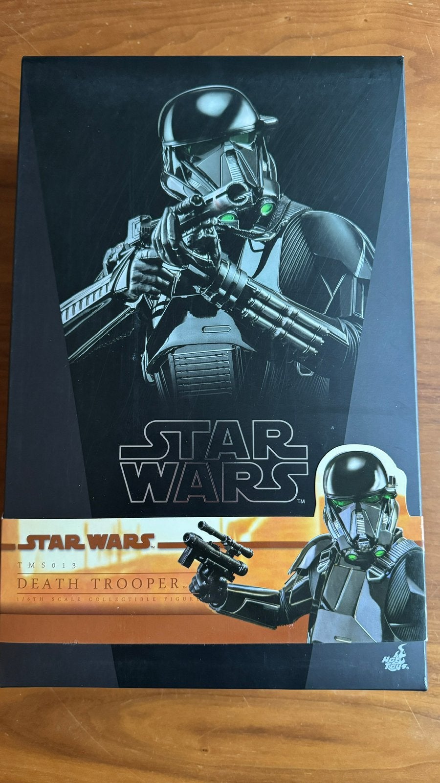Hot toys star wars death trooper 1/6 figure, Verzamelen, Star Wars, Ophalen of Verzenden, Zo goed als nieuw, Actiefiguurtje