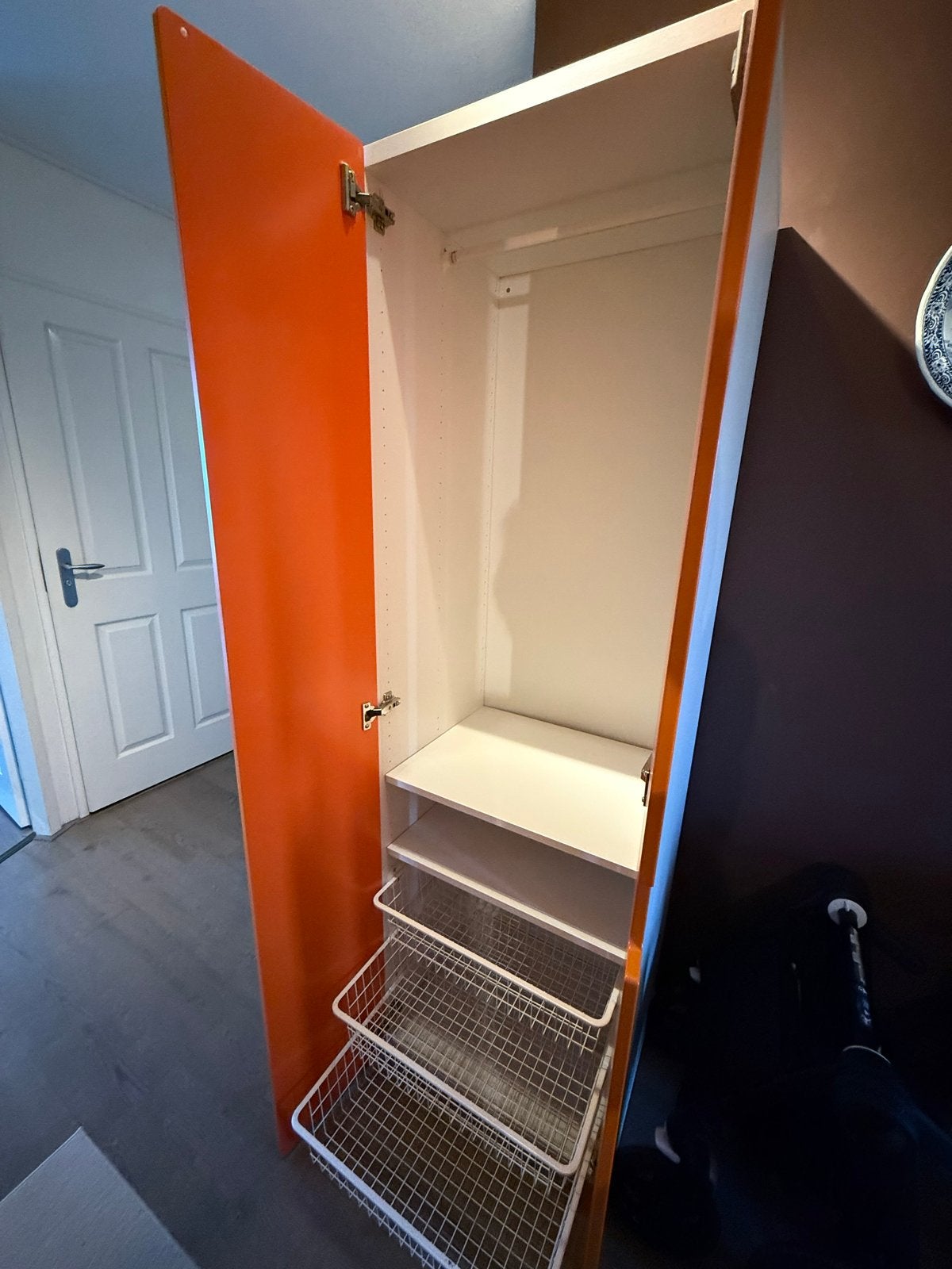 IKEA Lastare kast met oranje deur en lades, Gebruikt, 150 tot 200 cm, Overige houtsoorten, 50 tot 100 cm