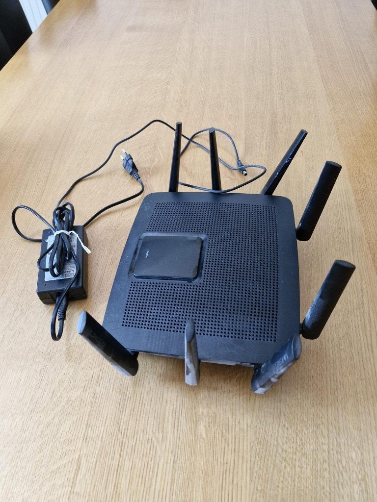 Linksys EA9500 WiFi-router, Computers en Software, Routers en Modems, Ophalen of Verzenden, Gebruikt, Router, Linksys