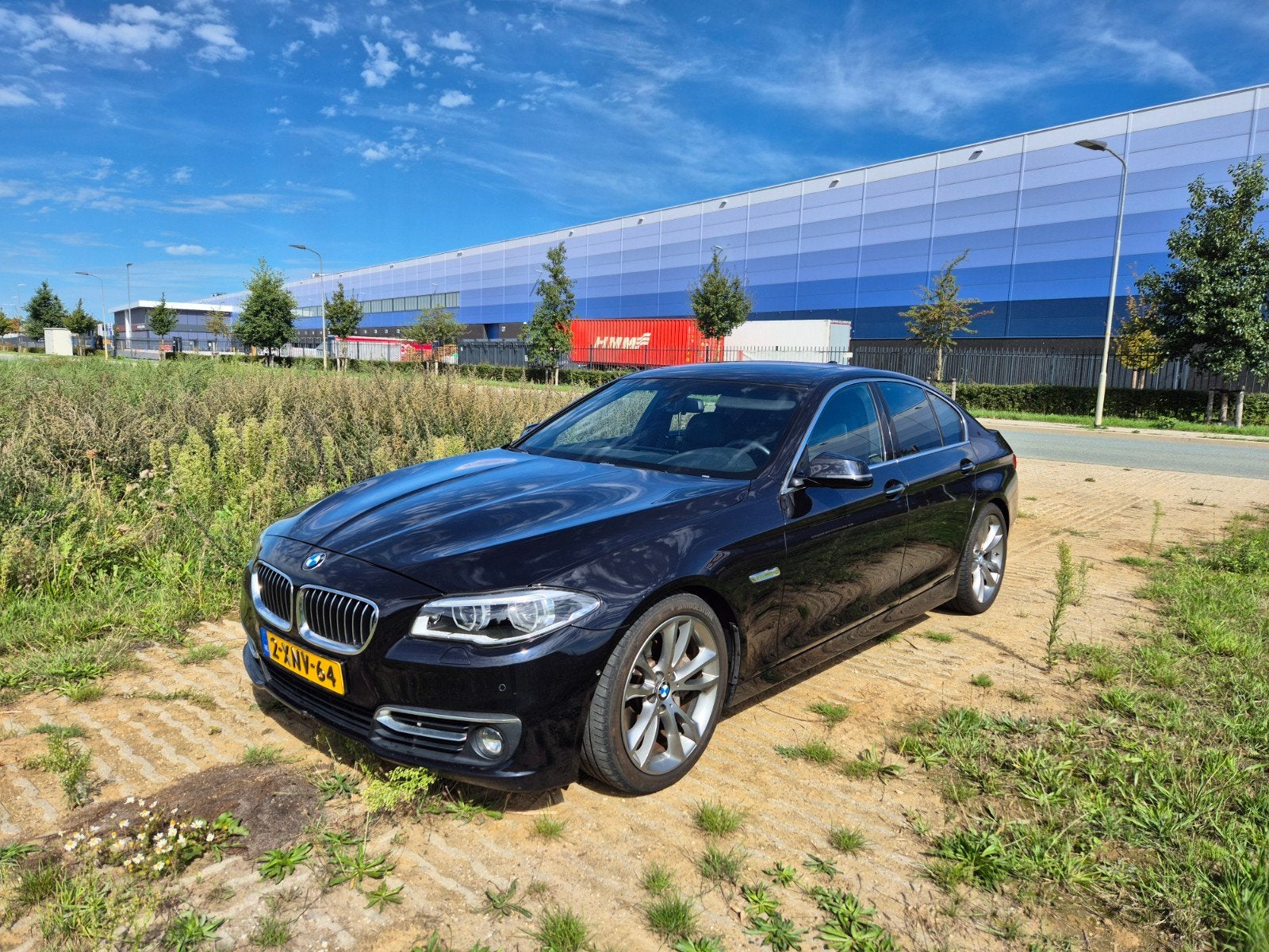 BMW 5-Serie 535i  High Executive Adaptive LED APK 07-09-2027, Auto's, Achterwielaandrijving, Parkeerassistent, 2000 kg, Zwart
