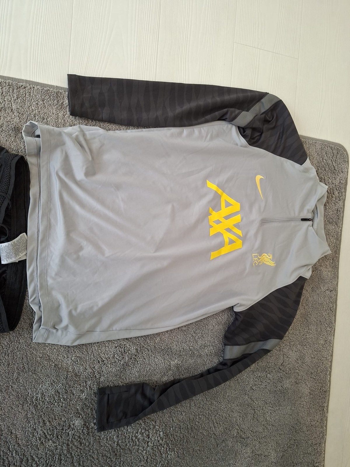 Liverpool FC Trainingspak Nike Dri-FIT Maat L, Kleding | Heren, Sportkleding, Ophalen, Maat 52/54 (L), Meerkleurig, Zo goed als nieuw