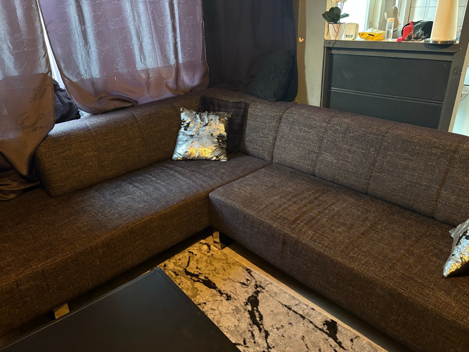 Comfortabele stevige hoekbank Antraciet / Ophalen Eindhoven, Ophalen, 250 tot 300 cm, Gebruikt, Hoekbank
