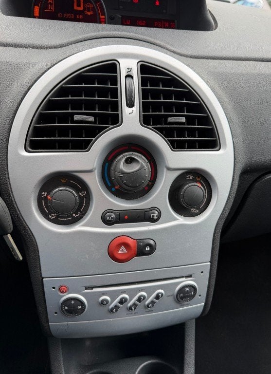 Renault MODUS 1.2-16V Expression AUTOMAAT AIRCO PDC TREKHAAK, Gebruikt, 4 cilinders, Blauw, 49 €/maand