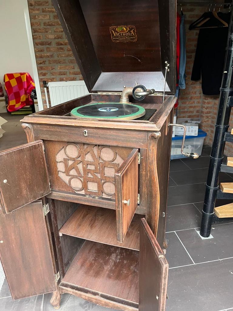 Antieke Victrola Grammofoon Platenspeler - Uniek Meubelstuk, Audio, Tv en Foto, Platenspelers, Ophalen, Gebruikt, Platenspeler