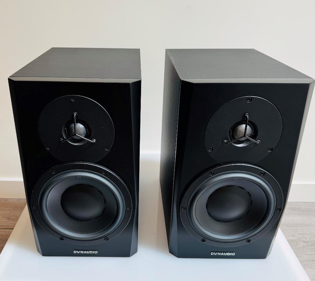 Dynaudio LYD 7 - Actieve monitoren, Audio, Tv en Foto, Luidsprekers, Zo goed als nieuw, Front, Rear of Stereo speakers, 120 watt of meer