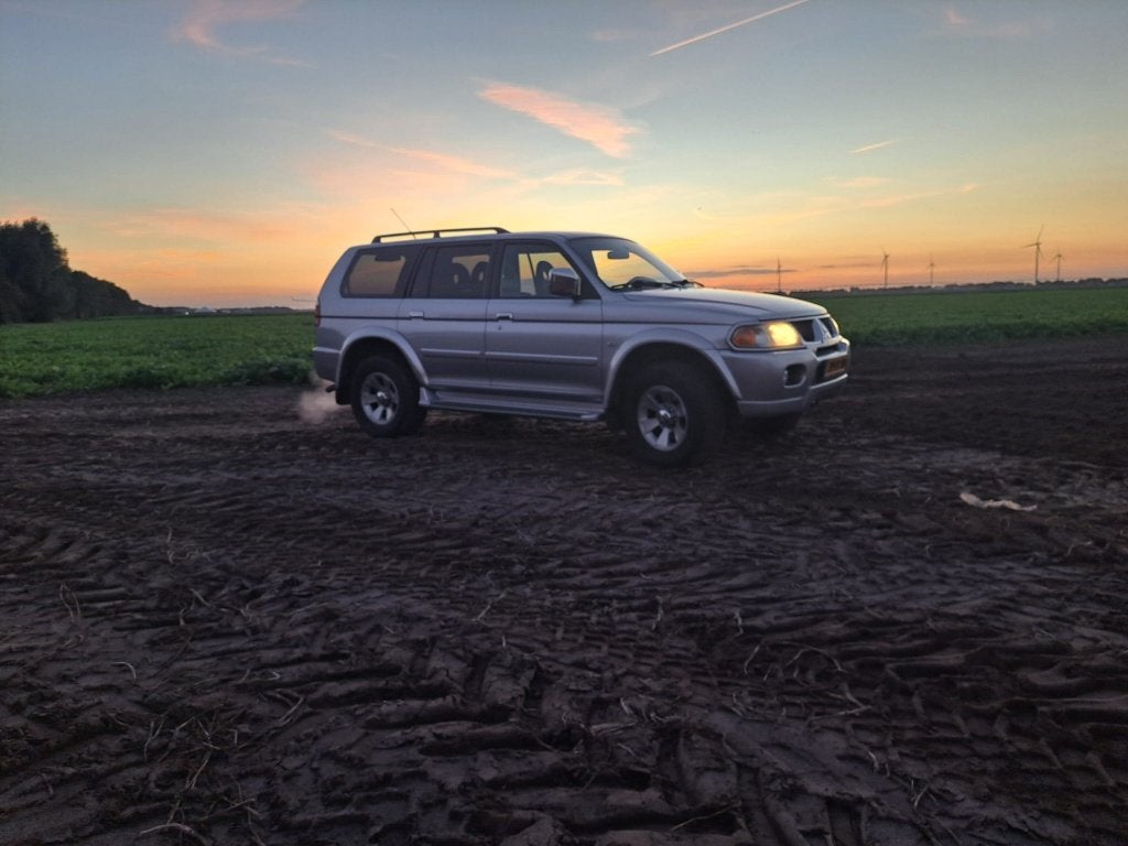 Mitsubishi Pajero Sport 3.0 V6 AUT LPG G3 NAP, Automaat, Verwarmde buitenspiegels, Zwart, Particulier