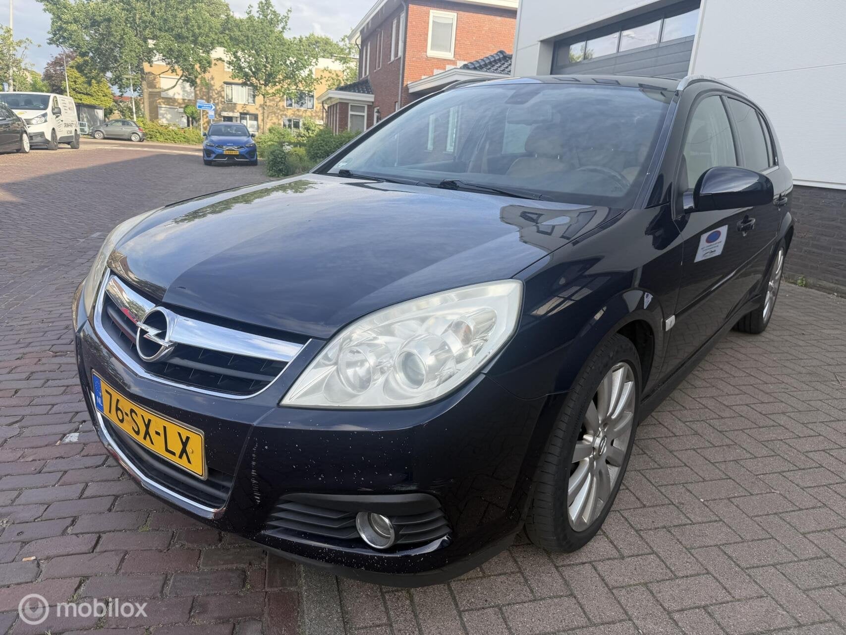 Opel Signum 2.2-16V Cosmo/ AUTOMAAT / NAVI, Auto's, Gebruikt, 4 cilinders, Blauw, Bedrijf