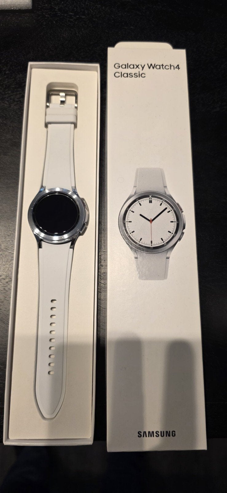 Samsung Galaxy Watch 4 Classic - Zilver/Wit, Sieraden, Tassen en Uiterlijk, Smartwatches, Ophalen of Verzenden, Zo goed als nieuw