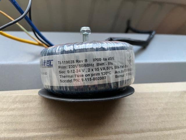 Ringkerntransfo 220 Vac / 0-12-24 Vac  en 0/24Vac, Ophalen of Verzenden, Gebruikt