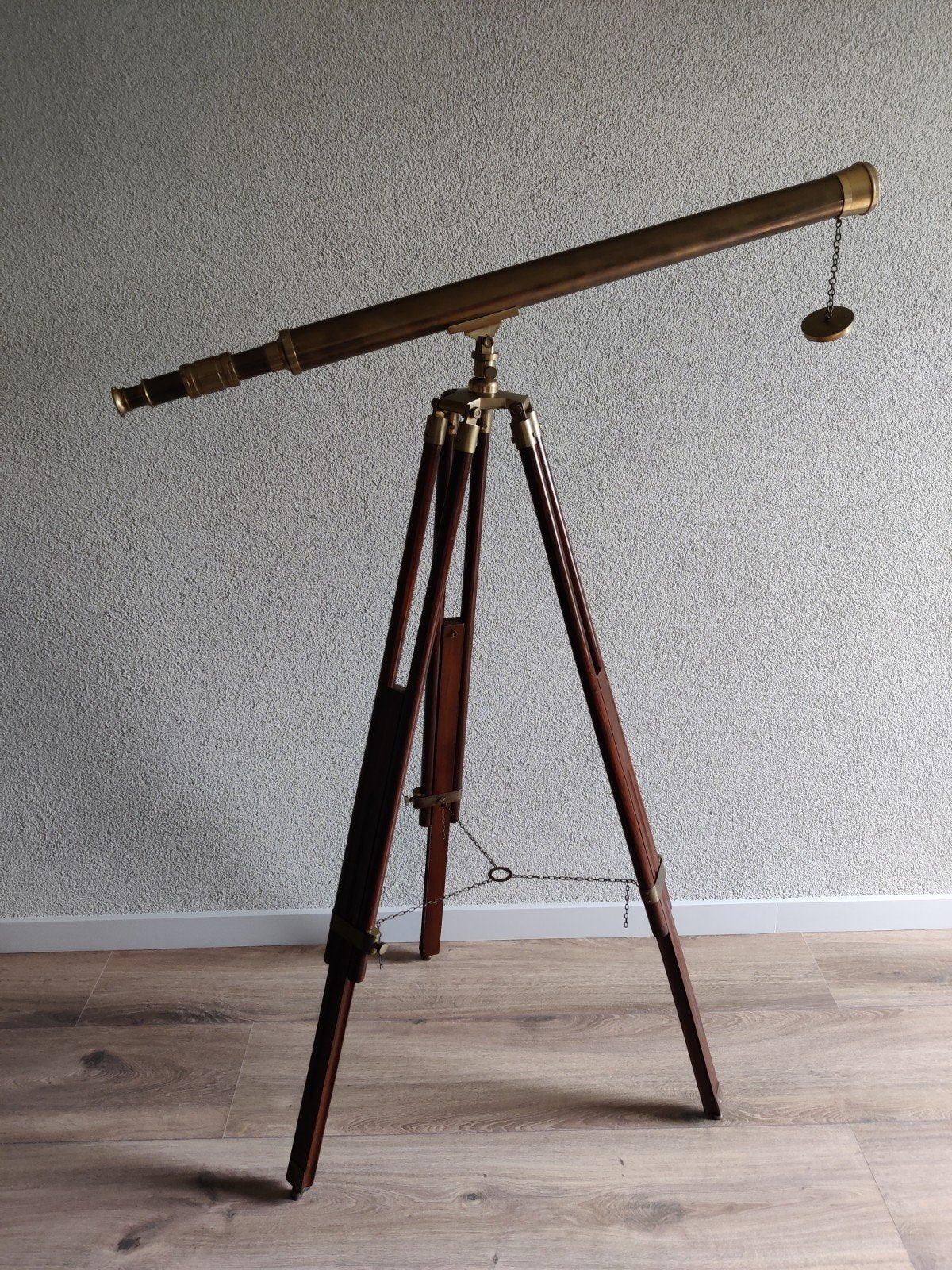 Decoratieve Authentieke Messing Telescoop met Houten Statief, Gebruikt, Lenzentelescoop (refractor), Met statief, Ophalen of Verzenden