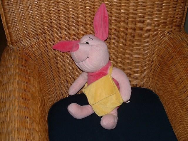 DISNEY VARKEN KNORRETJE UIT WINNIE THE POOH VELOURS, Ophalen of Verzenden, Nieuw, Overige typen