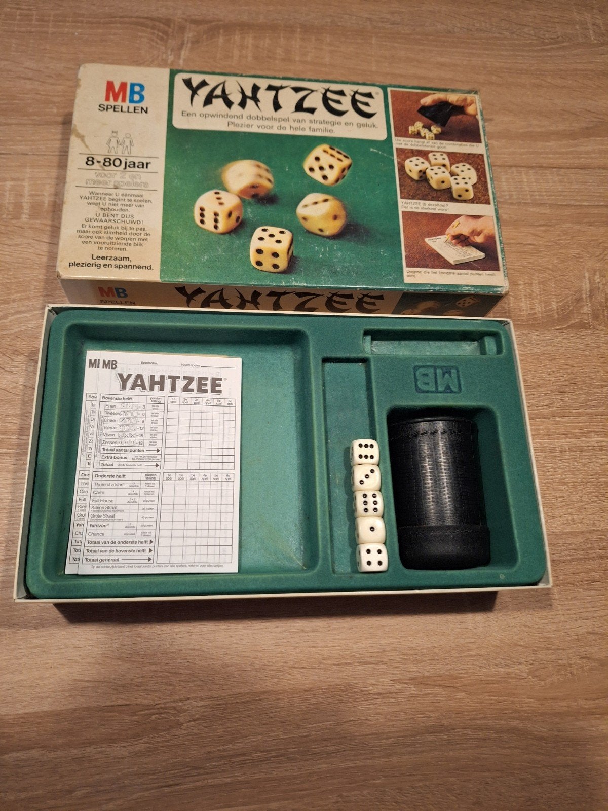 Yahtzee dobbelspel, Hobby en Vrije tijd, Ophalen of Verzenden, Zo goed als nieuw, MB Spellen
