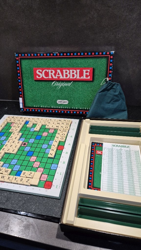 Scrabble Original, compleet, als nieuw. Spear's Games. 8C10, Hobby en Vrije tijd, Gezelschapsspellen | Bordspellen, Tweedehands verkoop