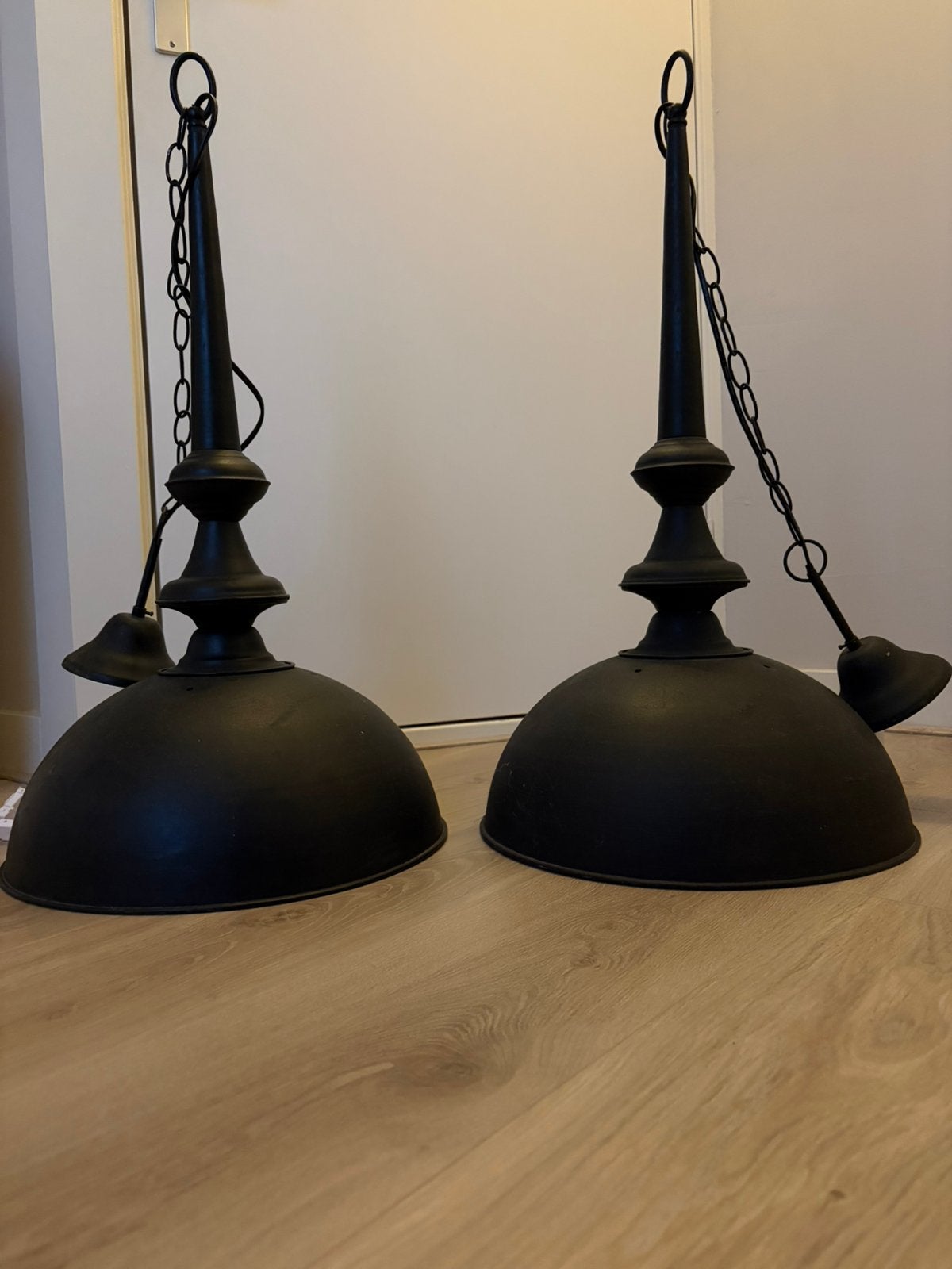 2x zwarte hanglamp, Ophalen, Gebruikt, E27 (groot), Landelijk
