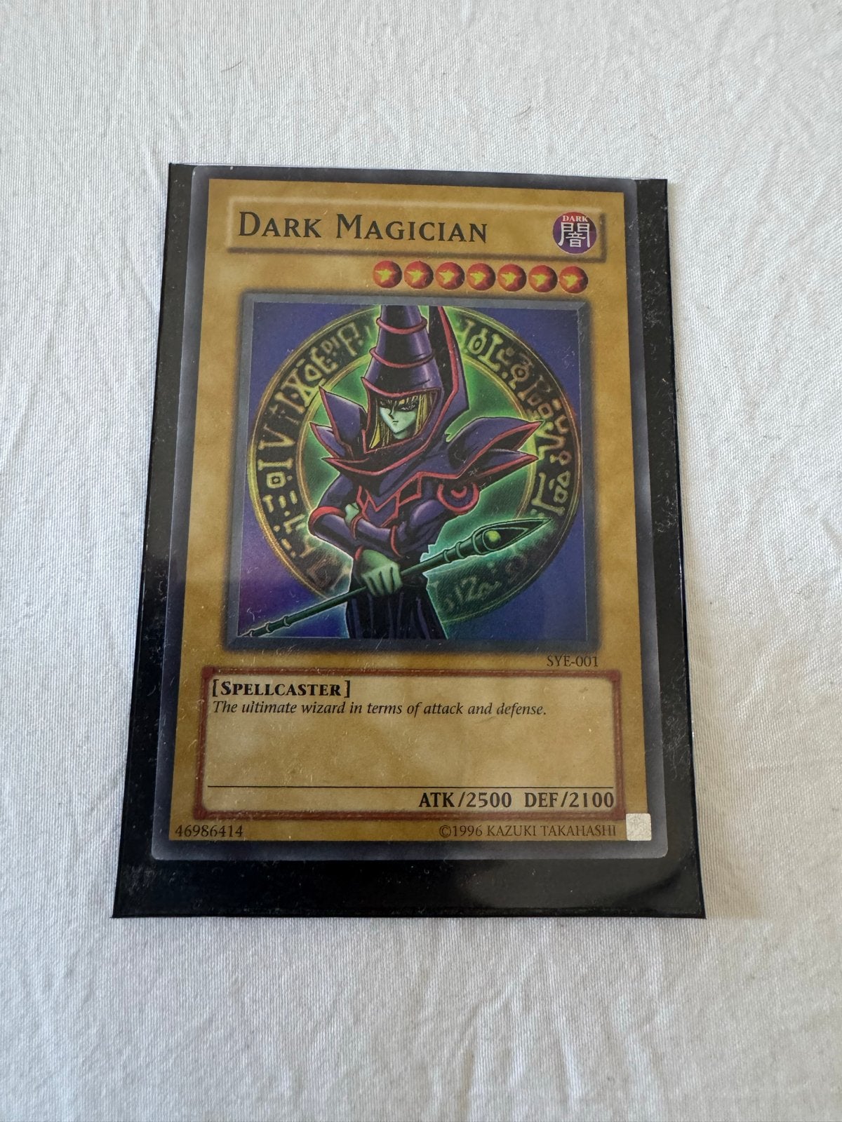 Yu-Gi-Oh! Dark Magician SYE-001 Kaart, Ophalen of Verzenden, Gebruikt, Losse kaart