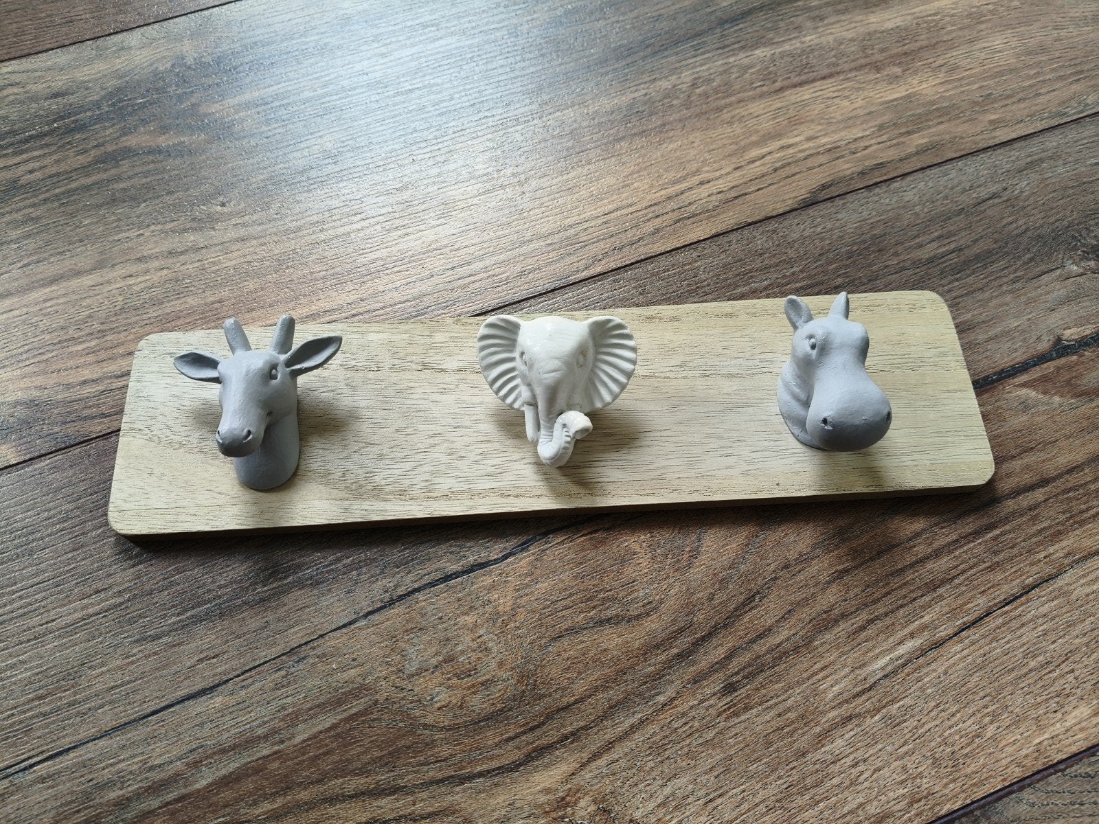Kapstok met Dierenkoppen - Giraffe, Olifant, Nijlpaard, Zo goed als nieuw, Minder dan 100 cm, Hout, Ophalen