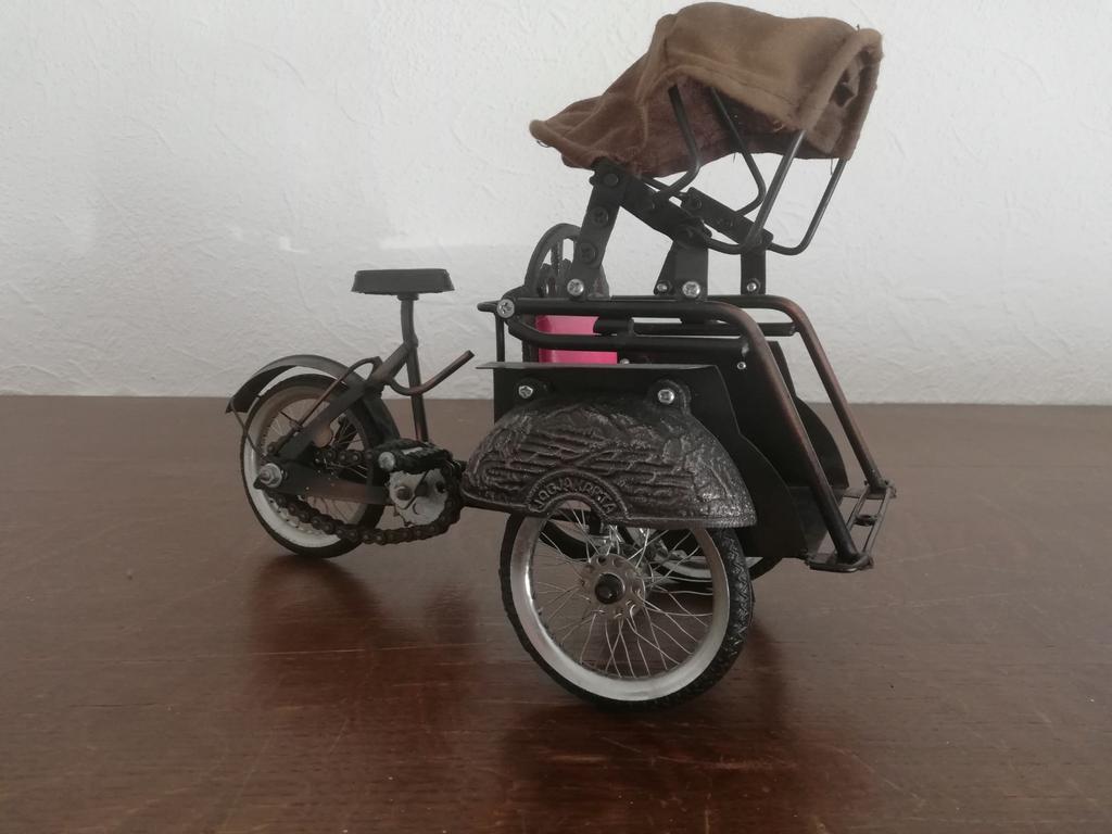 Vintage miniatuur Riksja model., Ophalen of Verzenden