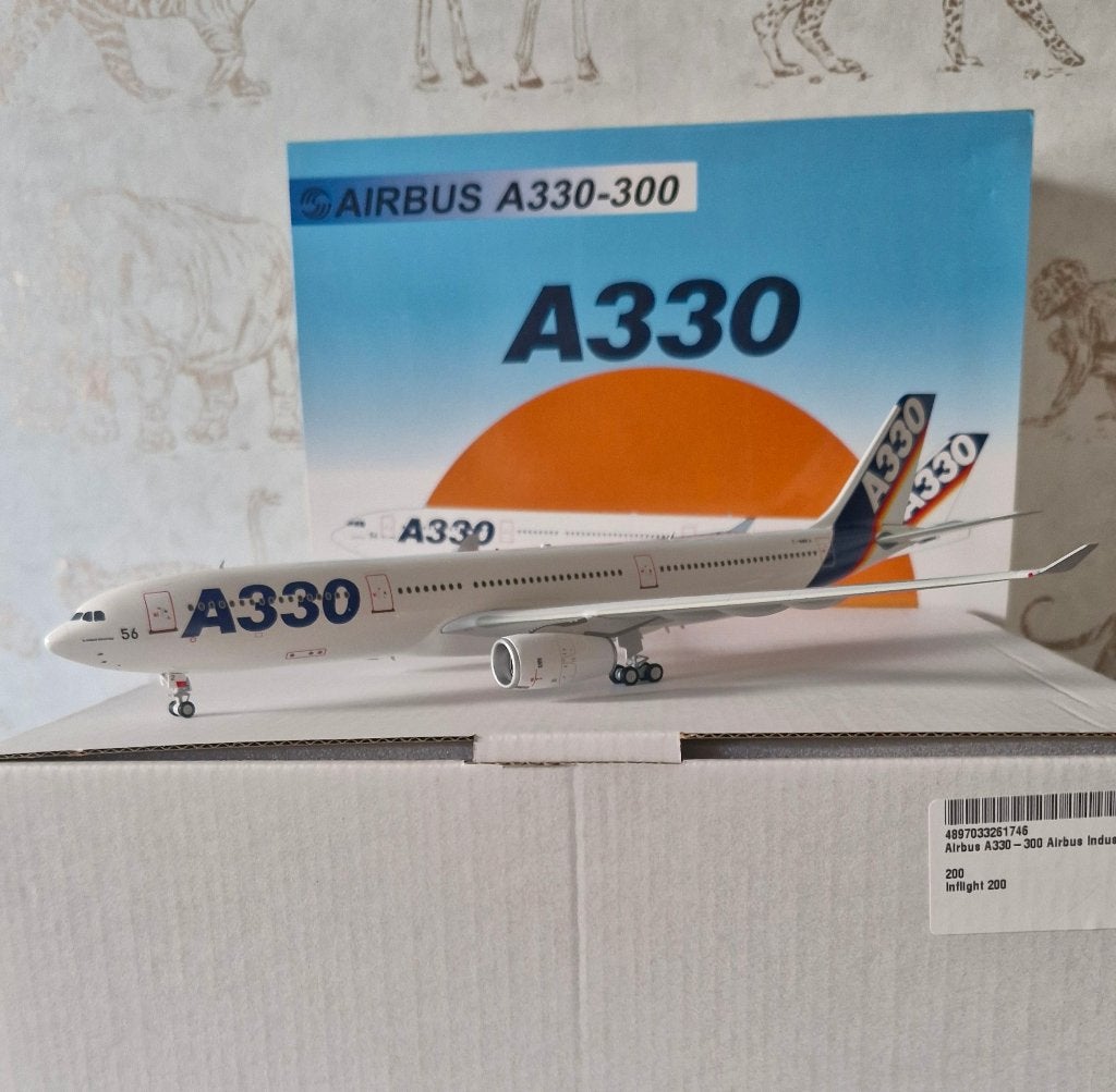 Airbus A330 / Inflight200, Ophalen of Verzenden
